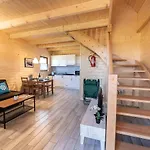 Osada Pod Dinozaurami Leba/ Nowecin