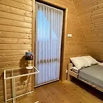 度假居 Osada Pod Dinozaurami Leba/