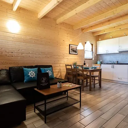 Holiday home Osada Pod Dinozaurami Domki Leba/ Nowecin