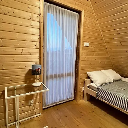 Semesterbostad Osada Pod Dinozaurami Leba/