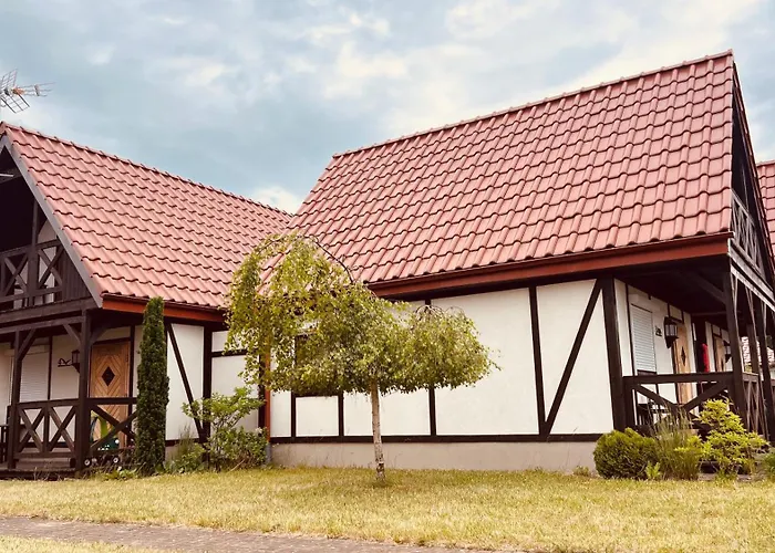 Osada Pod Dinozaurami Leba/ Dom wakacyjny *